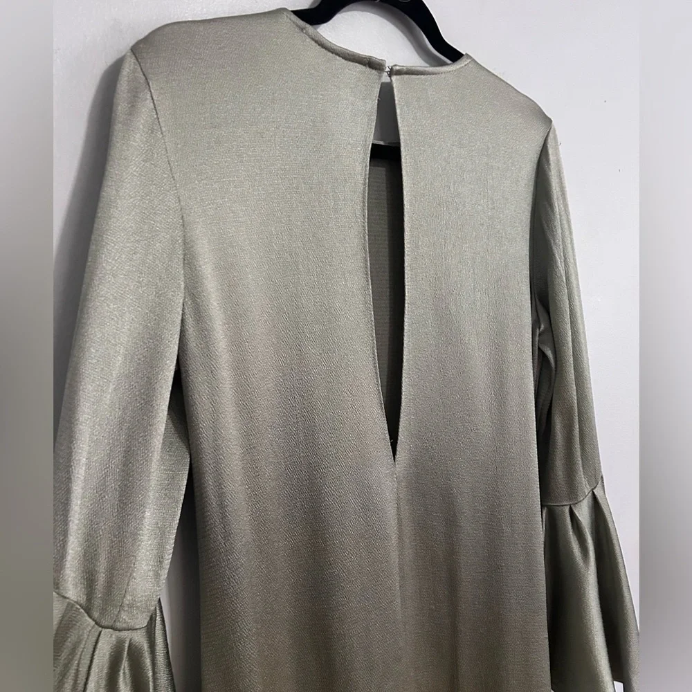 Alexis Pewter Textured Bell Sleeve Mini Dress Size Small Formal Cocktail Party